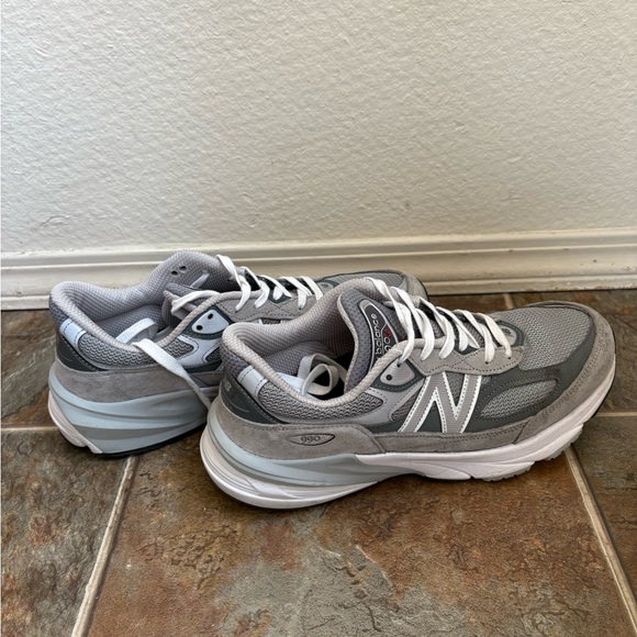 New Balance Other - New Balance 990v6